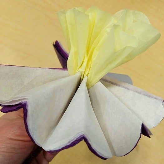 超简单皱纹纸花手工教程,轻松制作渐变效果纸花-第11张图片-趣作屋 超简单皱纹纸花手工教程,轻松制作渐变效果纸花-第11张图片-趣作屋