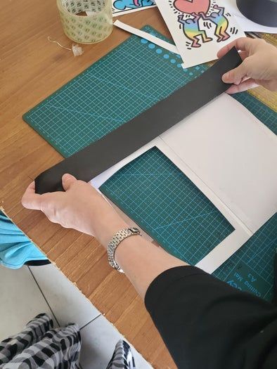 亲子手工魔术道具制作教程：让黑白画变彩色的魔法小技巧-第13张图片-趣作屋