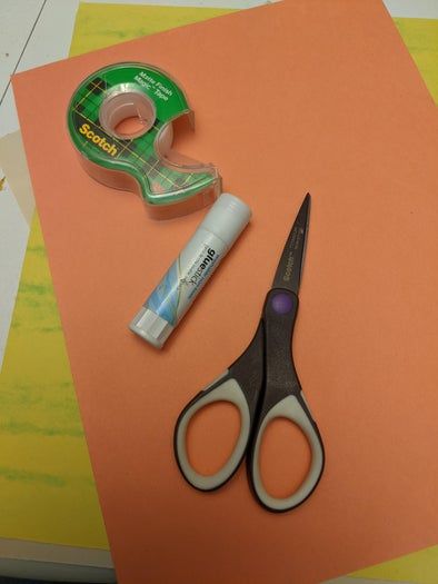 低成本手工制作白色纸花教程，轻松打造创意花束-第2张图片-趣作屋