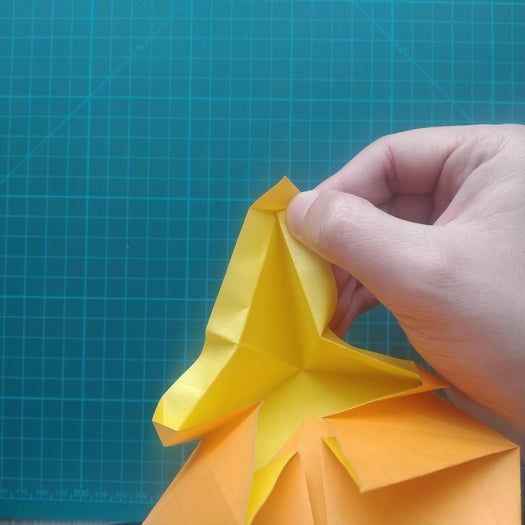 手工折纸教程：用20厘米彩纸折出π符号硬币折纸-第55张图片-趣作屋