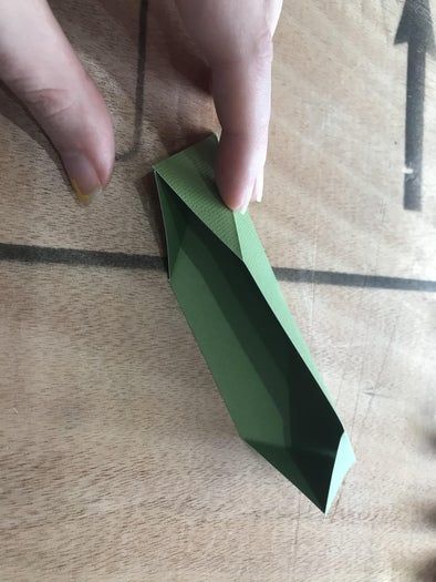 零基础也能轻松折出莲花折纸变体，附详细步骤与创意装饰-第11张图片-趣作屋