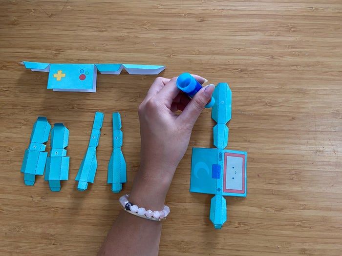 手工制作会动的LunaR游戏机器人教程-第8张图片-趣作屋