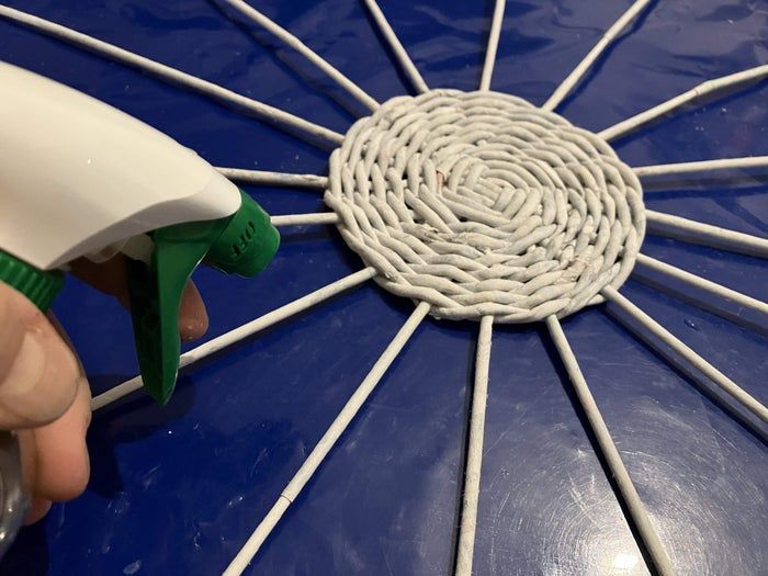 用旧报纸做手工编织篮子教程,简单易学环保又实用-第31张图片-趣作屋 用旧报纸做手工编织篮子教程,简单易学环保又实用-第31张图片-趣作屋