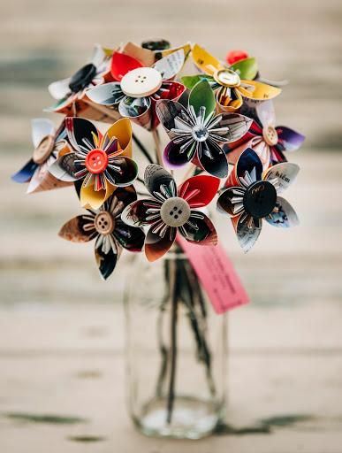 超简单手工纸花制作教程，零成本DIY装饰花-第14张图片-趣作屋