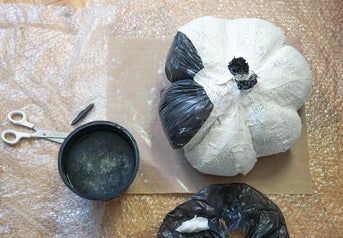 低成本手工制作万圣节南瓜灯教程-第7张图片-趣作屋