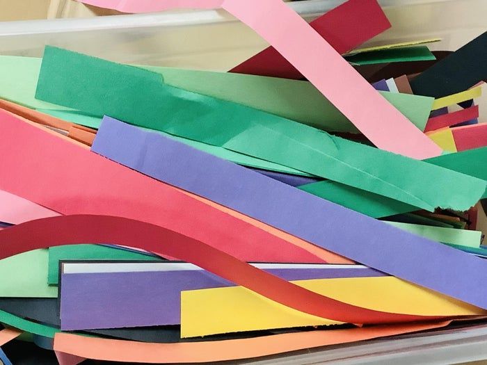 10岁以上孩子也能做的趣味手工：用废纸轻松制作创意小饰品-第3张图片-趣作屋