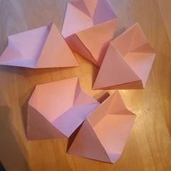 超简单手工折纸樱花教程,零基础也能轻松学会!-第13张图片-趣作屋 超简单手工折纸樱花教程,零基础也能轻松学会!-第13张图片-趣作屋