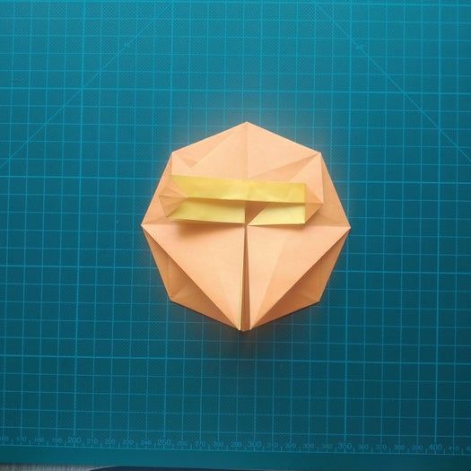 手工折纸教程：用20厘米彩纸折出π符号硬币折纸-第53张图片-趣作屋