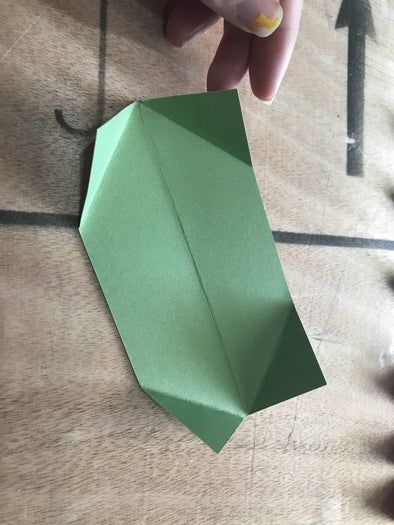 零基础也能轻松折出莲花折纸变体，附详细步骤与创意装饰-第10张图片-趣作屋