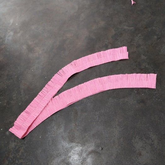 超详细纸艺花篮制作教程，用皱纹纸轻松DIY非洲菊花束-第46张图片-趣作屋