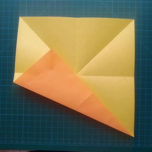 手工折纸教程：用20厘米彩纸折出π符号硬币折纸-第8张图片-趣作屋