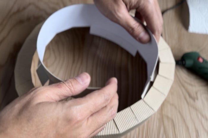 超简单！用纸手工制作宇航员头盔教程-第9张图片-趣作屋