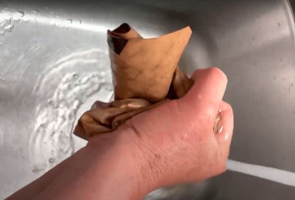 超简单！用纸袋手工制作可爱女巫帽教程-第2张图片-趣作屋