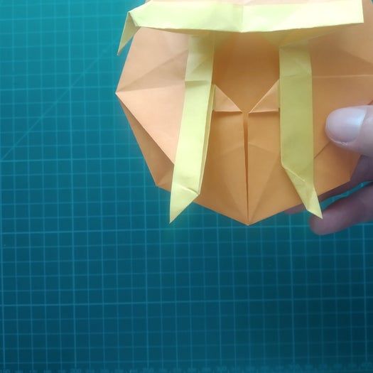 手工折纸教程：用20厘米彩纸折出π符号硬币折纸-第92张图片-趣作屋