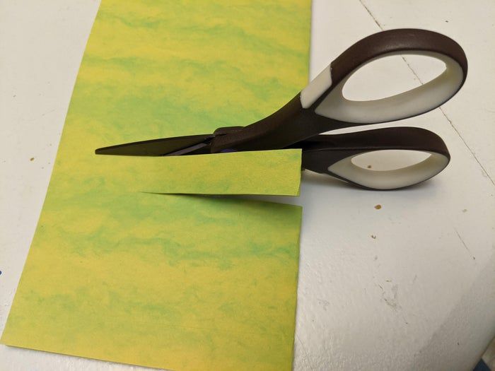 低成本手工制作白色纸花教程，轻松打造创意花束-第4张图片-趣作屋