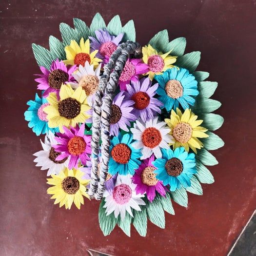 超详细纸艺花篮制作教程，用皱纹纸轻松DIY非洲菊花束-第71张图片-趣作屋