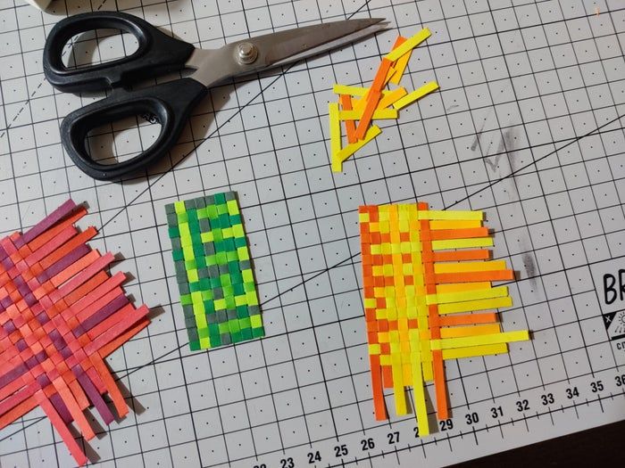 超简单彩色纸转盘手工制作教程-第17张图片-趣作屋 超简单彩色纸转盘手工制作教程-第17张图片-趣作屋