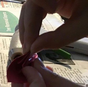 超简单手工纸花制作教程，零成本DIY装饰花-第8张图片-趣作屋