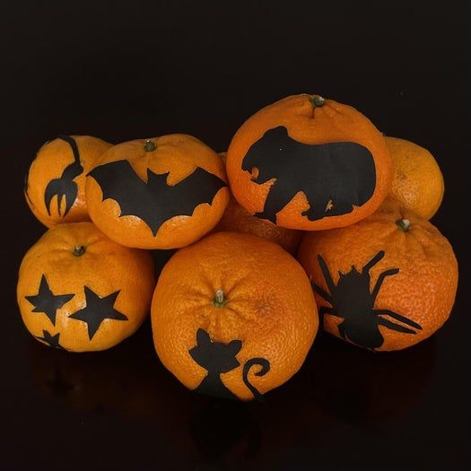 澳洲风情万圣节装饰DIY：用橙子打造特色小怪物-第9张图片-趣作屋