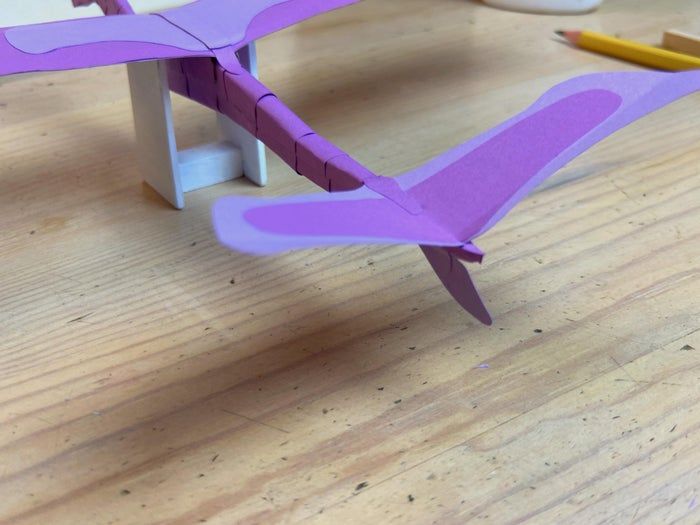 手工制作创意滑翔机教程,零基础也能轻松上手-第15张图片-趣作屋 手工制作创意滑翔机教程,零基础也能轻松上手-第15张图片-趣作屋
