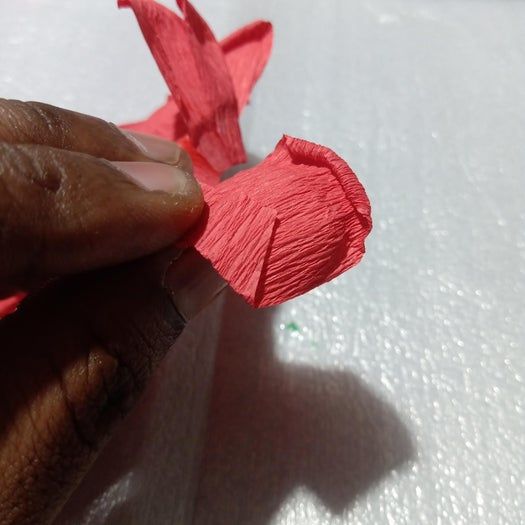 超详细手工纸花制作教程，零基础也能轻松上手！-第43张图片-趣作屋