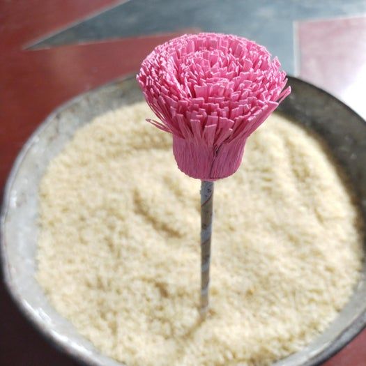 超详细纸艺花篮制作教程，用皱纹纸轻松DIY非洲菊花束-第48张图片-趣作屋