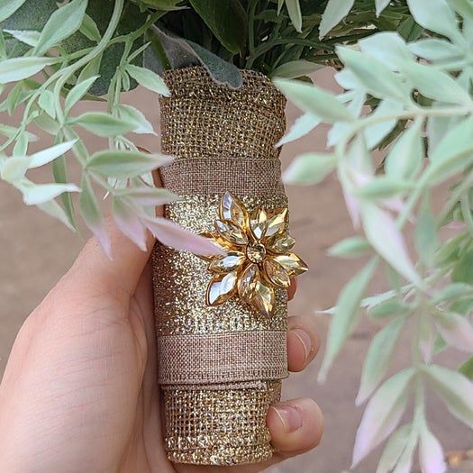 超详细手工纸花制作教程,低成本打造婚礼纪念花束-第20张图片-趣作屋 超详细手工纸花制作教程,低成本打造婚礼纪念花束-第20张图片-趣作屋