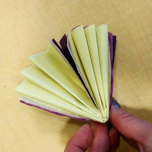 超简单皱纹纸花手工教程,轻松制作渐变效果纸花-第6张图片-趣作屋 超简单皱纹纸花手工教程,轻松制作渐变效果纸花-第6张图片-趣作屋