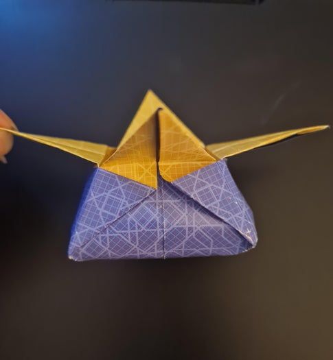 手工折纸小盒子教程，轻松学会装回形针的花瓣盒-第28张图片-趣作屋