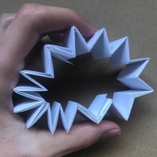 15分钟趣味手工：用纸做漂亮星星装饰教程-第14张图片-趣作屋