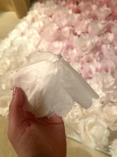 超低成本DIY咖啡滤纸花墙装饰教程，租房也能轻松上手-第22张图片-趣作屋