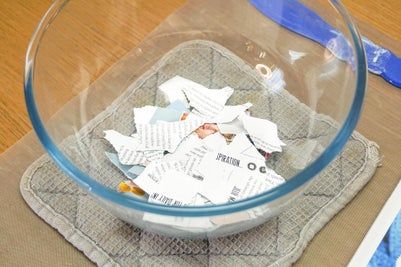 零成本废纸变手工珠子教程，轻松DIY个性项链-第5张图片-趣作屋