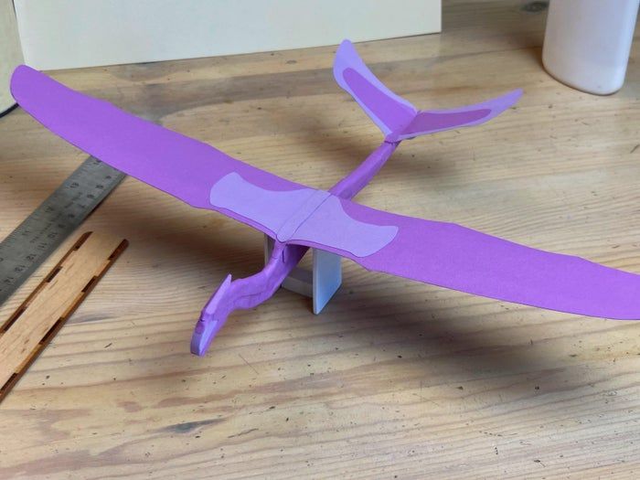 手工制作创意滑翔机教程,零基础也能轻松上手-第18张图片-趣作屋 手工制作创意滑翔机教程,零基础也能轻松上手-第18张图片-趣作屋