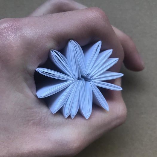 15分钟趣味手工：用纸做漂亮星星装饰教程-第15张图片-趣作屋