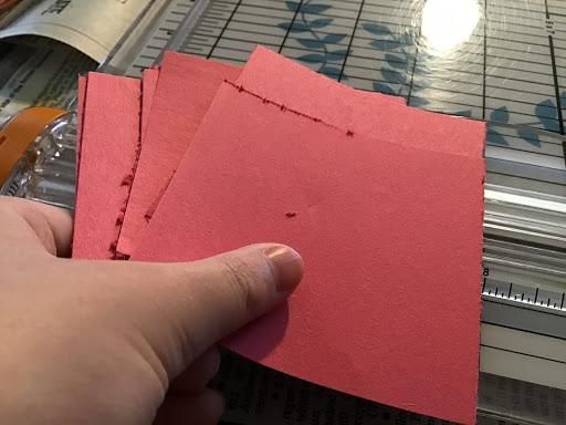 超简单手工纸花制作教程，零成本DIY装饰花-第2张图片-趣作屋