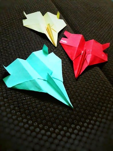 超简单F-15纸飞机折法教程，一扔能飞9米远-第3张图片-趣作屋