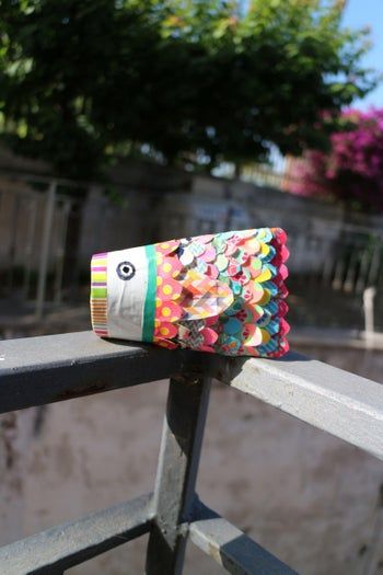 亲子手工DIY:用纸筒轻松制作彩色鲤鱼旗-第4张图片-趣作屋 亲子手工DIY:用纸筒轻松制作彩色鲤鱼旗-第4张图片-趣作屋