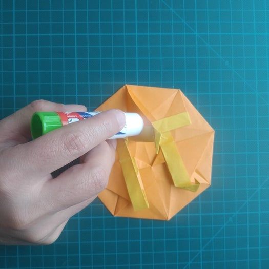 手工折纸教程：用20厘米彩纸折出π符号硬币折纸-第109张图片-趣作屋