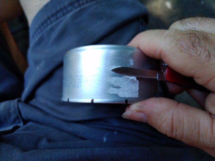 用猫粮罐头制作防水向日葵装饰品教程-第2张图片-趣作屋