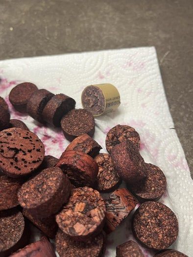 用酒瓶塞DIY墙面装饰品教程-第10张图片-趣作屋