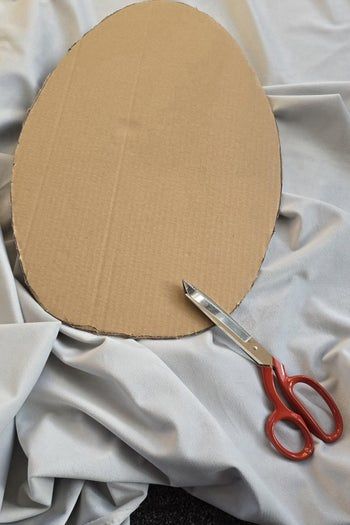 用旧框自制复古珠宝展示墙-第6张图片-趣作屋