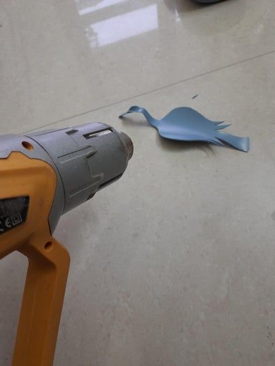 利用废旧塑料瓶制作可爱小鸭子教程-第6张图片-趣作屋 利用废旧塑料瓶制作可爱小鸭子教程-第6张图片-趣作屋