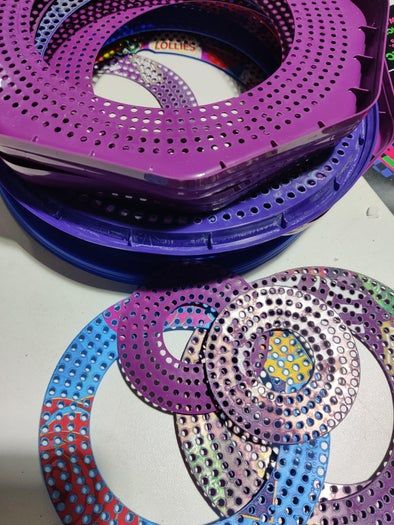 回收塑料制作环保圣诞花环教程-第5张图片-趣作屋