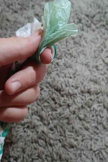 用塑料袋DIY手链教程-第16张图片-趣作屋 用塑料袋DIY手链教程-第16张图片-趣作屋