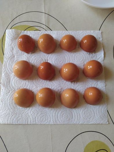 用鸡蛋壳做多彩马赛克装饰的简单方法-第4张图片-趣作屋