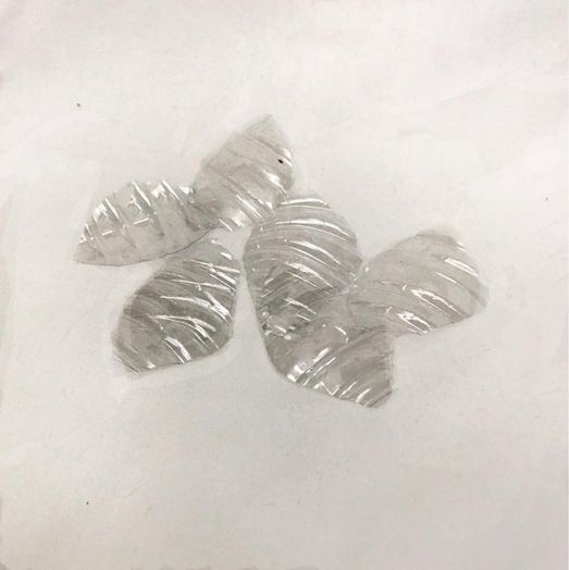 用回收塑料瓶制作多彩灯串花朵教程-第7张图片-趣作屋 用回收塑料瓶制作多彩灯串花朵教程-第7张图片-趣作屋