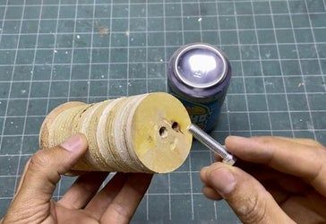 废旧饮料罐DIY笔筒教程-第11张图片-趣作屋 废旧饮料罐DIY笔筒教程-第11张图片-趣作屋