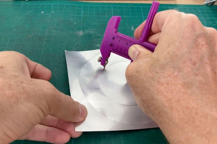 用饮料罐制作户外风动螺旋装饰教程-第7张图片-趣作屋