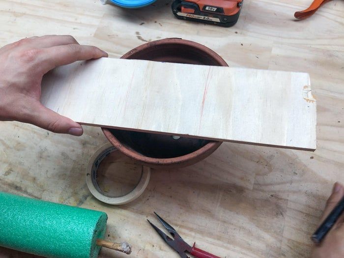 用回收材料制作创意圣诞仙人掌装饰树教程-第17张图片-趣作屋