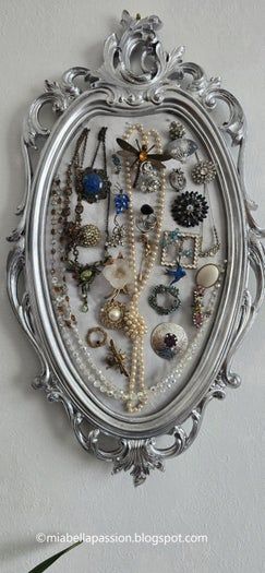 用旧框自制复古珠宝展示墙-第1张图片-趣作屋 用旧框自制复古珠宝展示墙-第1张图片-趣作屋